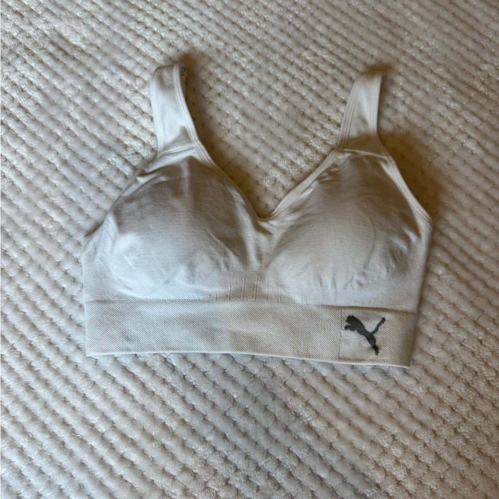 Puma Women's White Seamless Sports Bra